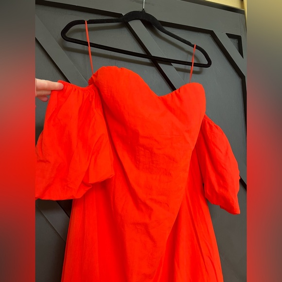 NWT Twilight Tides Off The Shoulder Maxi Dress in Scarlet, Size Medium - Picture 5 of 11